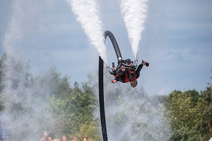 Jetpacken